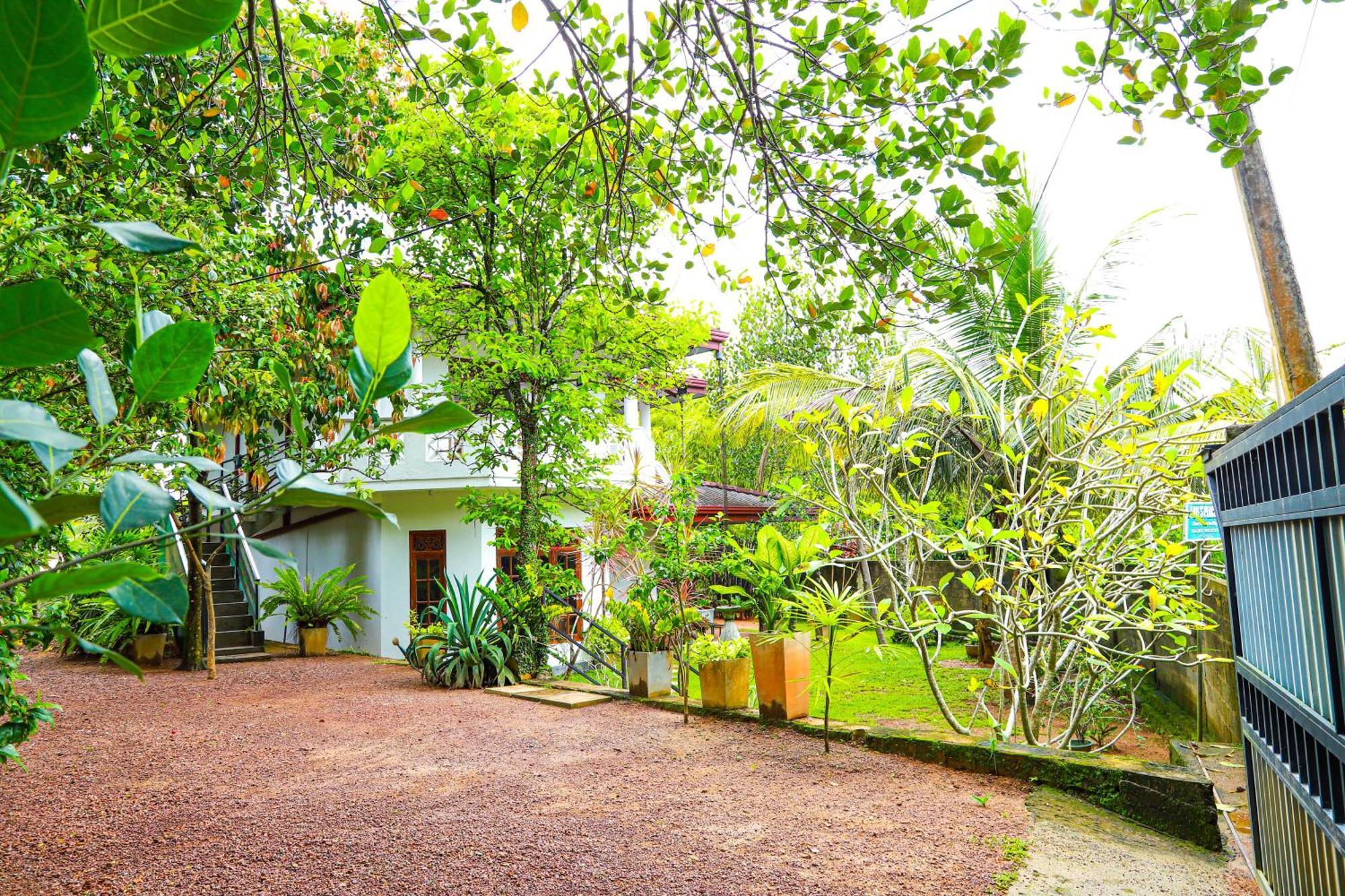 Dil'S Place เบอร์อูวาลา ภายนอก รูปภาพ